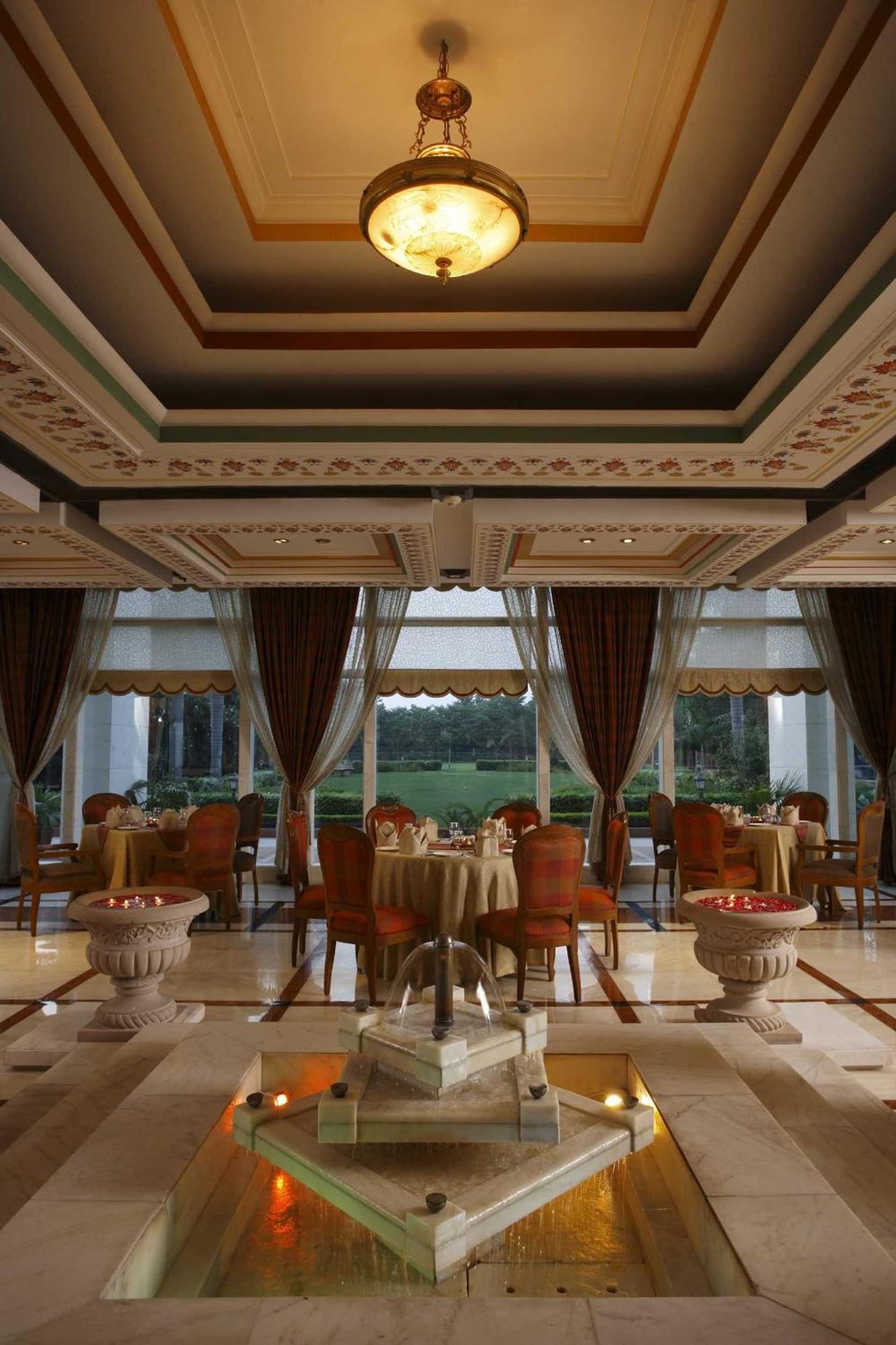 Jaypee Palace Hotel Agra  Kültér fotó